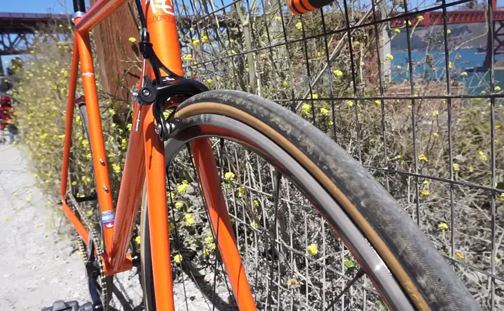 How Does A Fixie Tire Works?