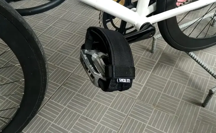What Are Fixie Pedal Straps?